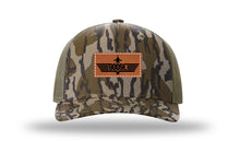 Load image into Gallery viewer, Goose Leather Patch Richardson 112 Duck Camo Hat
