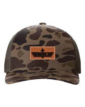 Load image into Gallery viewer, Goose Leather Patch Richardson 112 Duck Camo Hat
