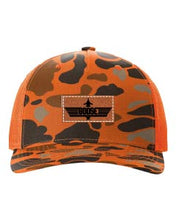 Load image into Gallery viewer, Goose Leather Patch Richardson 112 Duck Camo Hat
