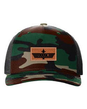 Load image into Gallery viewer, Goose Leather Patch Richardson 112 Duck Camo Hat
