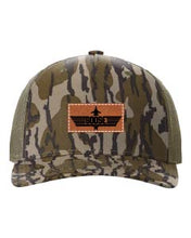 Load image into Gallery viewer, Goose Leather Patch Richardson 112 Duck Camo Hat
