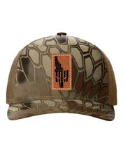 Load image into Gallery viewer, Idaho Punisher Leather Patch Richardson 112 Duck Camo Hat
