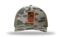 Load image into Gallery viewer, Don&#39;t Tread On Me Snake Leather Patch Richardson 112 Duck Camo Hat
