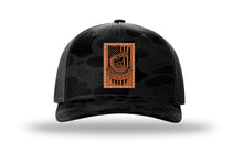 Load image into Gallery viewer, Don&#39;t Tread On Me Snake Leather Patch Richardson 112 Duck Camo Hat
