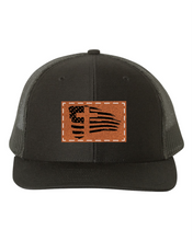 Load image into Gallery viewer, Cross Flag Leather Patch Richarson 112 Hat
