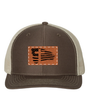 Load image into Gallery viewer, Cross Flag Leather Patch Richarson 112 Hat
