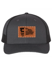 Load image into Gallery viewer, Cross Flag Leather Patch Richarson 112 Hat
