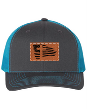 Load image into Gallery viewer, Cross Flag Leather Patch Richarson 112 Hat
