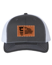 Load image into Gallery viewer, Cross Flag Leather Patch Richarson 112 Hat
