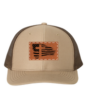 Load image into Gallery viewer, Cross Flag Leather Patch Richarson 112 Hat
