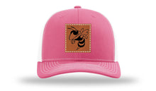 Load image into Gallery viewer, Hornet Leather Patch Richardson 112 Hat
