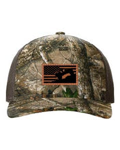 Load image into Gallery viewer, Jeep Flag 2 Leather Patch Richardson 112 Duck Camo Hat
