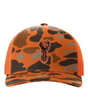 Load image into Gallery viewer, Distressed Flag Deer Leather Patch Richardson 112 Duck Camo Hat
