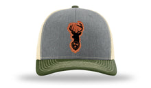 Load image into Gallery viewer, Tristar Deer Leather Patch Richardson 112 Hat
