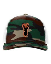 Load image into Gallery viewer, Deer Leather Patch Richardson 112 Duck Camo Hat
