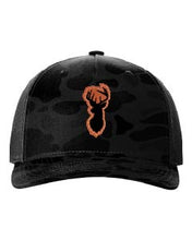 Load image into Gallery viewer, Deer Leather Patch Richardson 112 Duck Camo Hat
