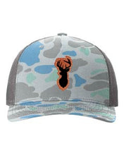 Load image into Gallery viewer, Deer Leather Patch Richardson 112 Duck Camo Hat
