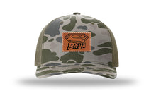 Load image into Gallery viewer, Super Papa Leather Patch Richardson 112PFP Camo Hat
