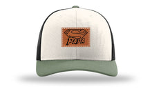 Load image into Gallery viewer, Super Papa Leather Patch Richardson 112 Hat
