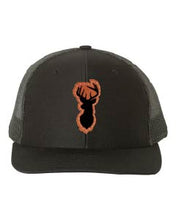 Load image into Gallery viewer, Deer Leather Patch Richardson 112 Hat
