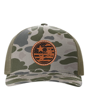 Load image into Gallery viewer, TN TriStar Flag Leather Patch Richardson 112 Duck Camo Hat
