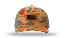 Load image into Gallery viewer, Vet Flag Leather Patch Richardson 112 Duck Camo Hat
