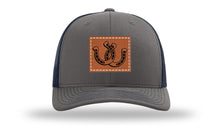 Load image into Gallery viewer, Horseshoes Leather Patch Richardson 112 Hat
